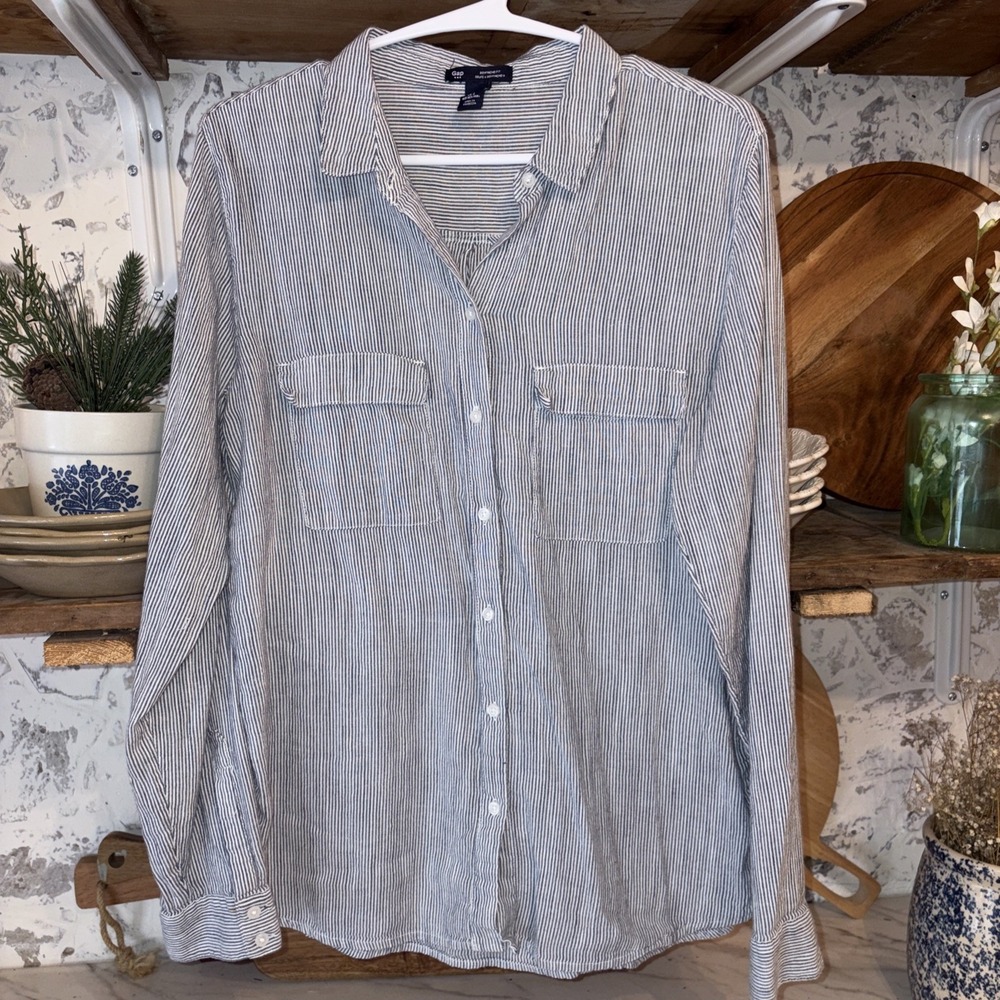 GAP Women's S Coastal Strip Pinstripe Nautical Flowy Button Down Boho Shirt